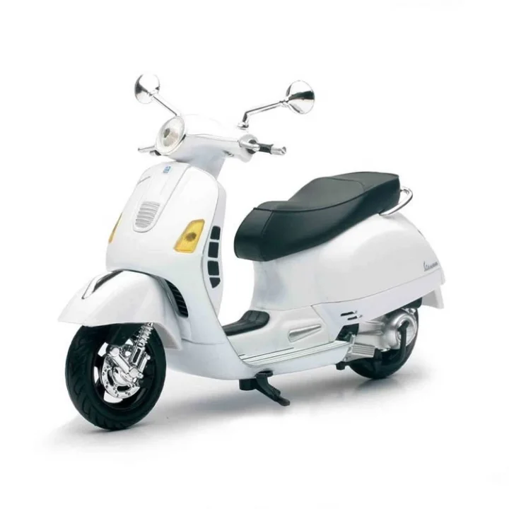 Mey İthalat®  1:12 Vespa GTS Motor 300 Super