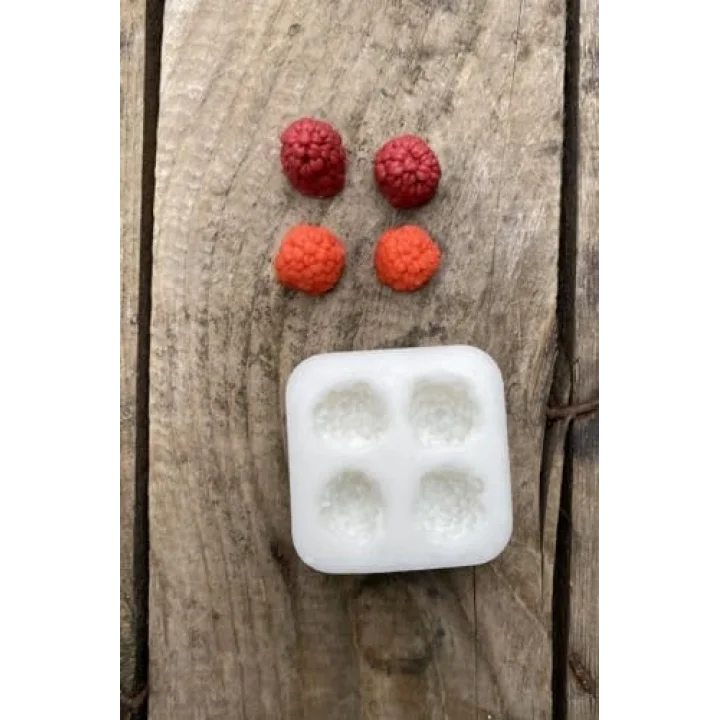 Böğürtlen Dörtlü Mum Kalıbı (Silikon) (2 x 1,7 x 2 cm) (Küçük Süsleme Kalıbı) 1 Adet