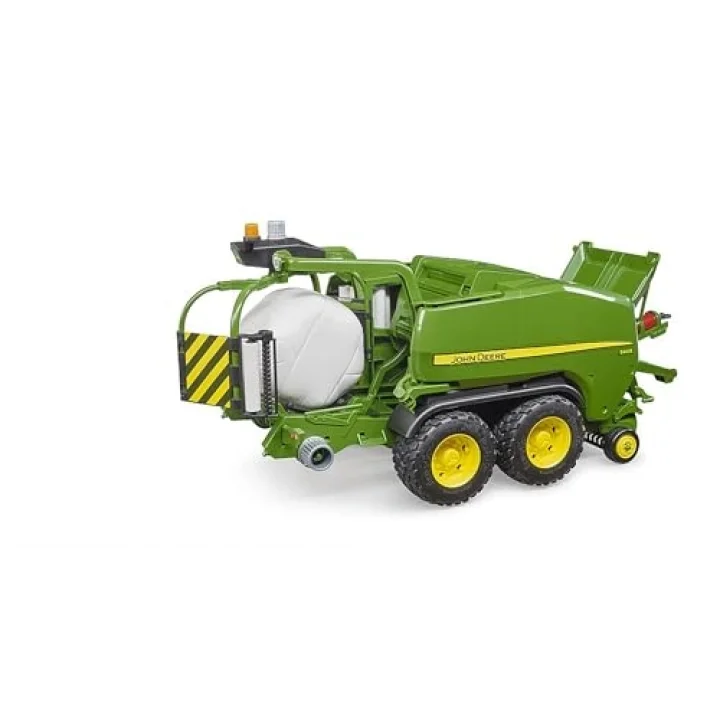 BR02032 John Deere C441R Balya Makinası