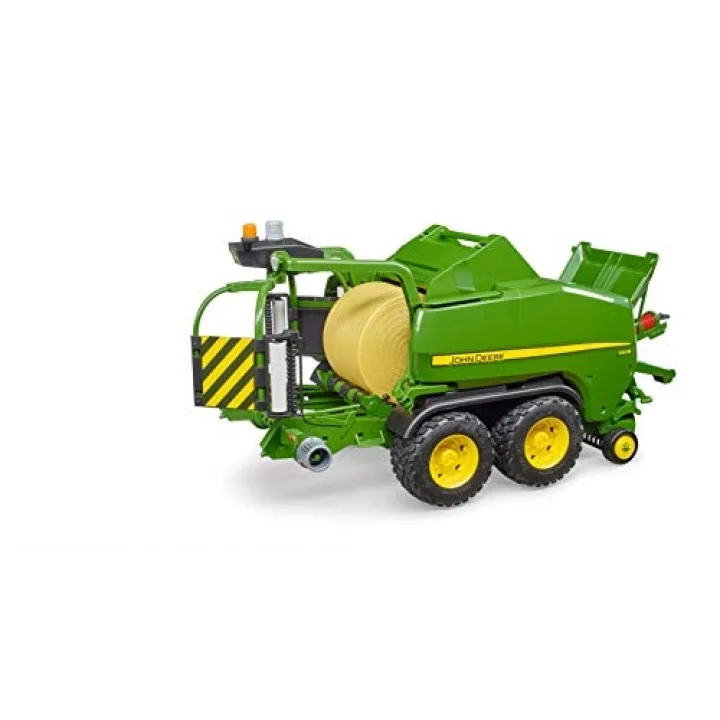 BR02032 John Deere C441R Balya Makinası