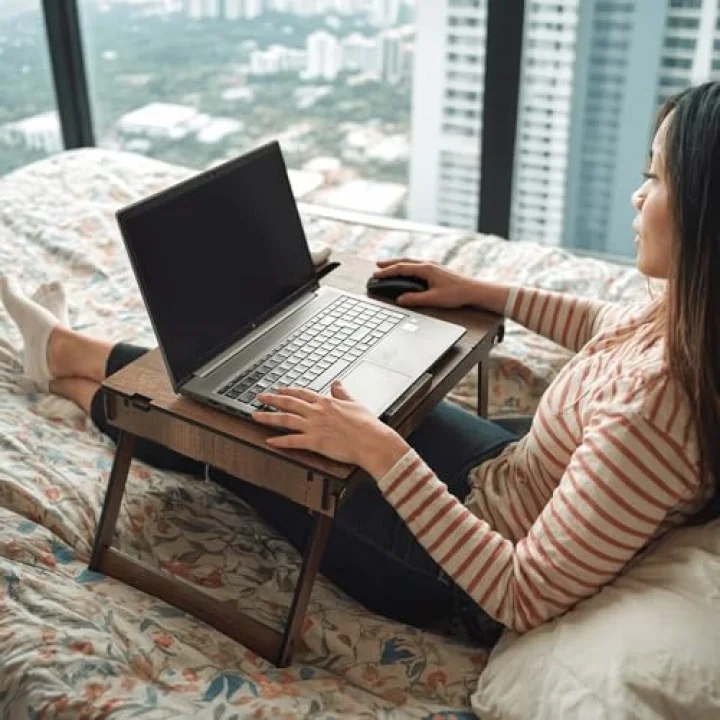 BT201 Katlanır Ayaklı Laptop Çalışma Sehpası
