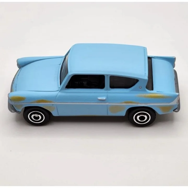 C0859 1:64 Tekli Arabalar 1962 Ford Anglia Harry Potter HVN49
