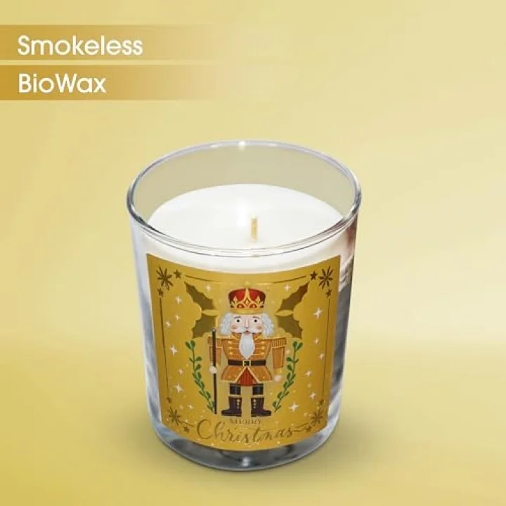 Charm Lab Candle – Kurşun Asker (Nutcracker) Tasarımlı Mum, Sarı Renk Temalı, 135 g Doğal Bio Balmumu, 40 Saat Yanma Süresi, Cam Kavanoz, Şık Bristol Kutulu, Yılbaşı Koleksiyonu Hazır Hediye