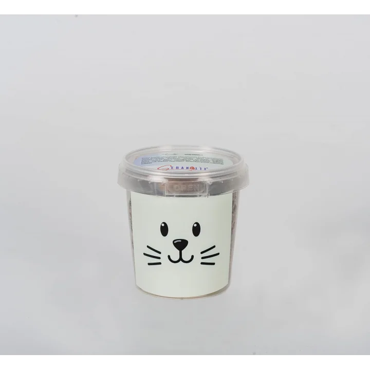 Çim Adam 8 - Kedi