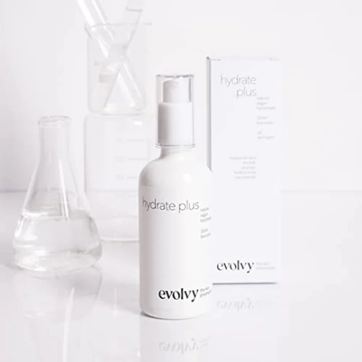 Evolvy Bütünsel Cilt Bakım Rutini