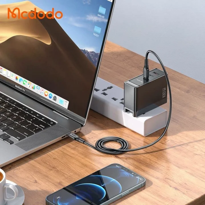 Gan 100W 3-Port Fast Charger, Siyah