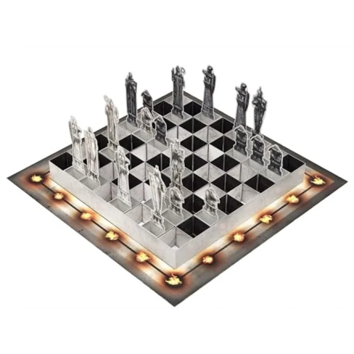Harry Potter: The Pop-Up Wizard Chess Set