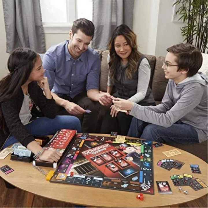 Hasbro Gaming Cheaters Edition Kutu Oyunu, 8 Yaş ve Üstü, 2-6 Oyuncu