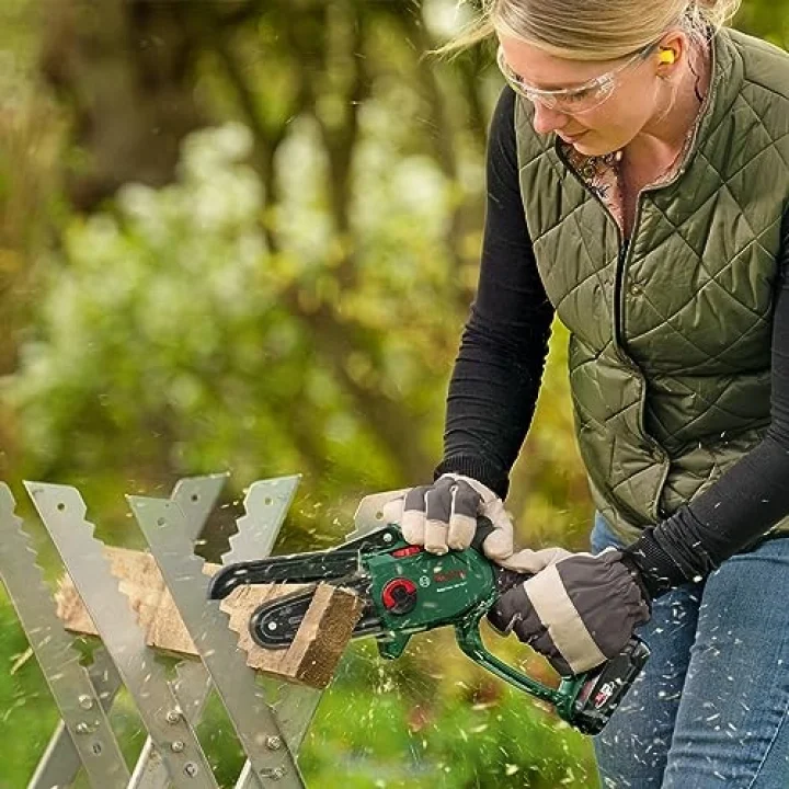 Home & Garden EasyChain 18V-15-7