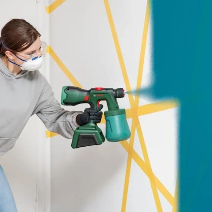 Home & Garden Universal Spray 18V-300 (Solo)