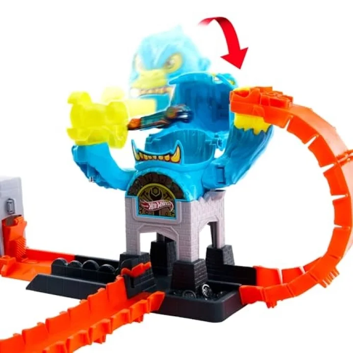 Hot Wheels Oyuncak araba izleme seti, şehir oyuncak seti, devasa goril saldırısı ve 1:64 ölçeğinde araç, rakiplerle meydan okumak için çoklu oyun imkanı, JHL92