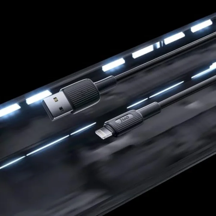 Juo 12W 2.4A USB-A to Lightning iPhone iPad ile Uyumlu Silikon Hızlı Şarj ve Data Kablosu Siyah 2 Metre