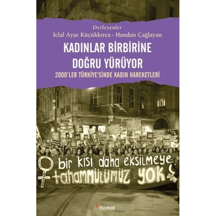 Kadınlar Birbirlerine Doğru Yürüyor
