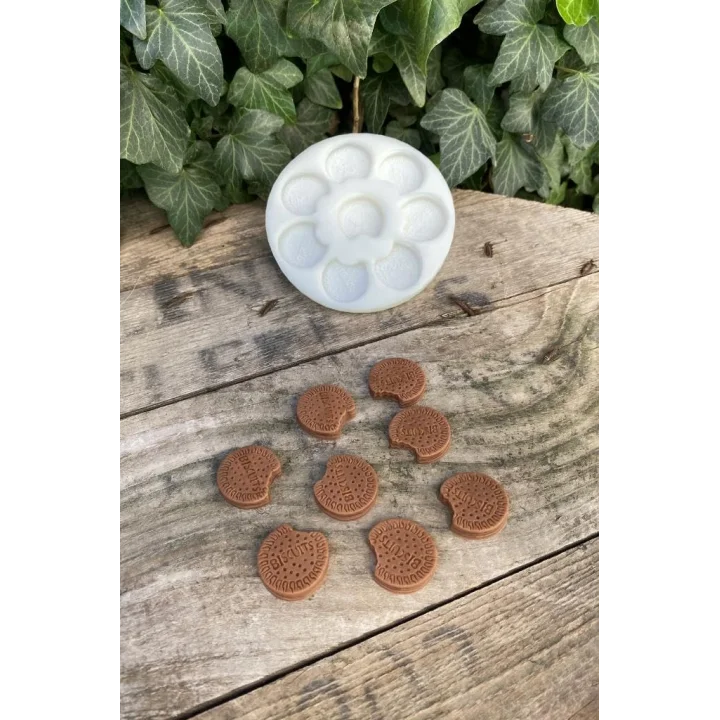 Kremalı Bisküvi Büyük Sekizli Mum Kalıbı (Silikon)
