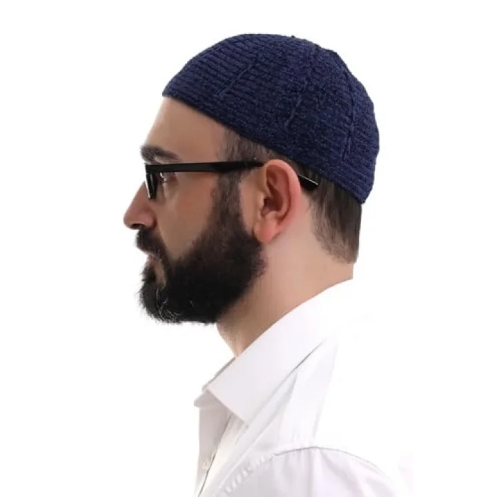 Lacivert Kışlık Sade Desenli Kadife Namaz Takkesi
