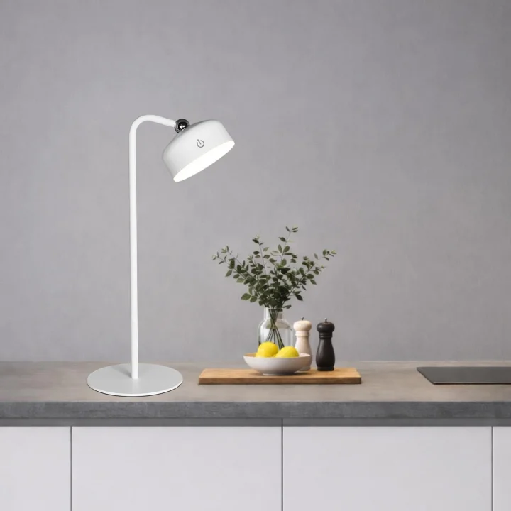 Lenda 03 Beyaz Şarjlı Ledli Masa Lambası 1X1.8W 3