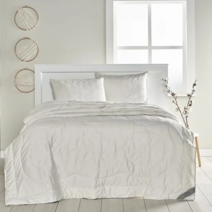 Linens Fluffy Pamuk Çift Kişilik Yorgan