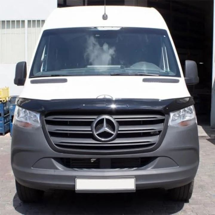 Mercedes Sprinter W907 ile Uyumlu Ön Kaput Koruyucu Rüzgarlık 2019 ve Üstü