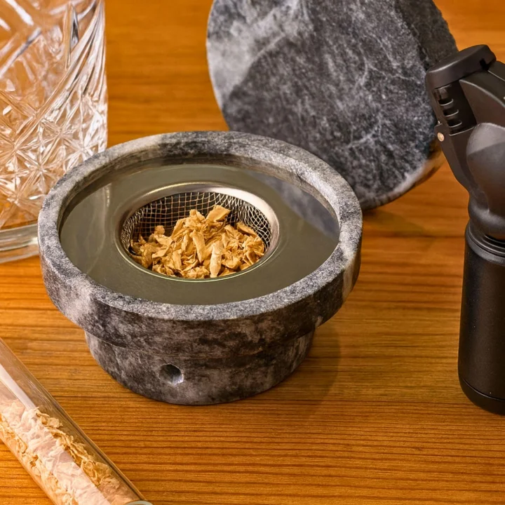 Meşe Ağacı Viski Tütsüleme Talaşı 5 gr Cam Mantar Kapaklı Tüpte