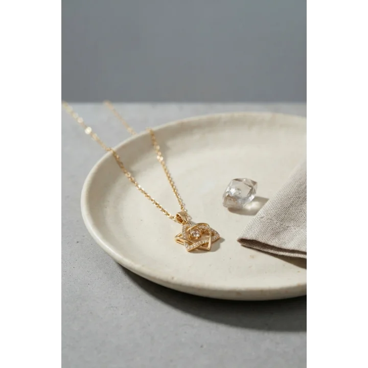 Mey İthalat® 316L Çelik Zincir Gold Renk Yıldız Model Kadın Kolye