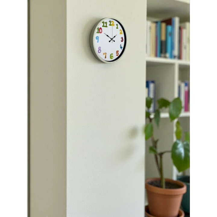 Mey İthalat® 36 Cm Krem Çocuk Odası Duvar Saati