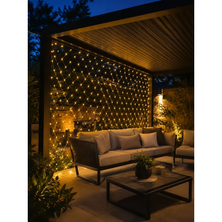 Mey İthalat® 3x3 Metre Ağ LED ile Bahçenize Sıcak ve Şık Aydınlatma