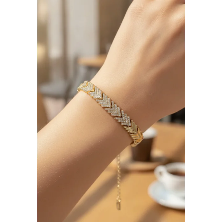 Mey İthalat® CM Çavuş Model Zirkon Taşlı VIP Seri Gold Renk Pirinç Kadın Bileklik