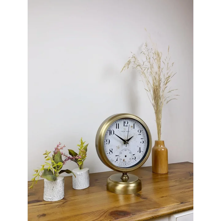 Mey İthalat® Eskitme Metal Masa Saati 25×20 cm