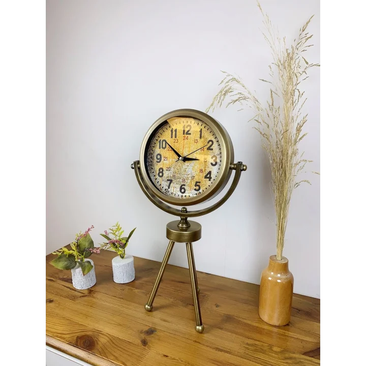 Mey İthalat® Eskitme Metal Mini Tripod Kaos Masa Saati 45×26 cm