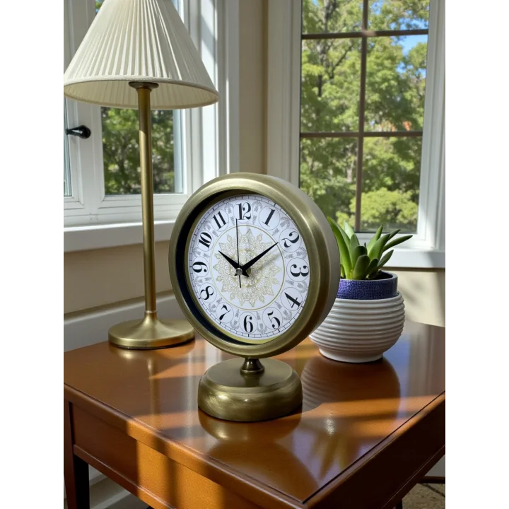 Mey İthalat® Eskitme Motifli 25 x 20 Cm Metal Masa Saati