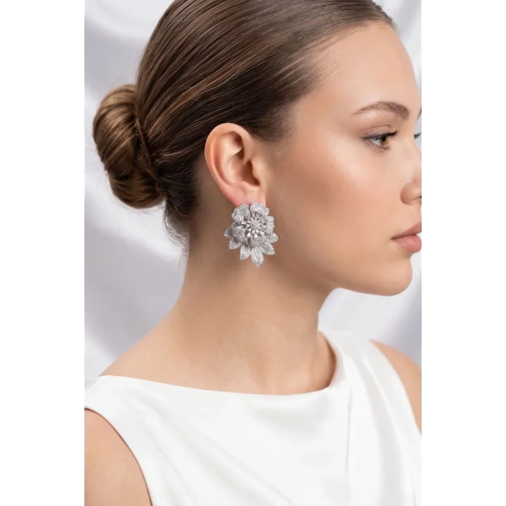 Mey İthalat® Gümüş Renk Zirkon Taşlı Çiçek Model Kadın Abiye Küpe