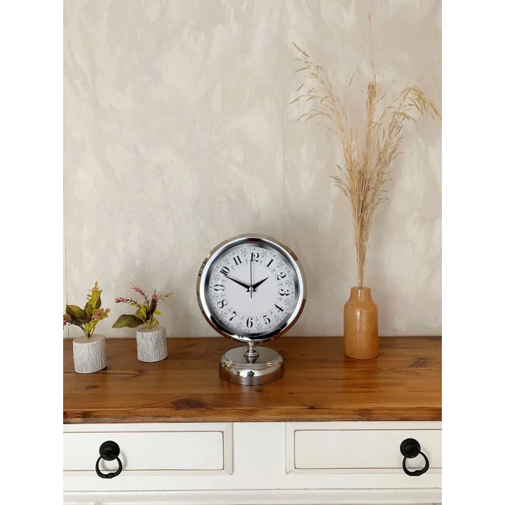Mey İthalat® Krom Metal Desenli Masa Saati 25×20 cm