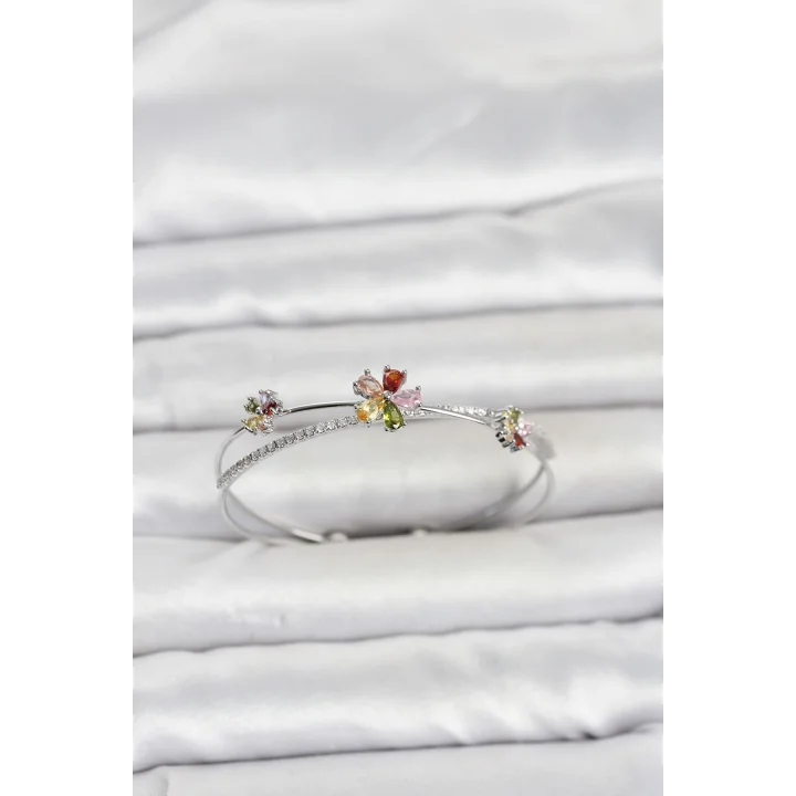 Mey İthalat® Pirinç Gümüş Renk Renkli Çiçek Model Kadın Bileklik