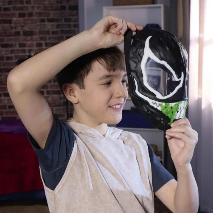 Mey İthalat® Sesli Karanlıkta Parlayan Venom Maske