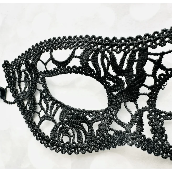 Mey İthalat®    Siyah Renk Kedi Model Dantel İşleme Parti Maskesi 12 No