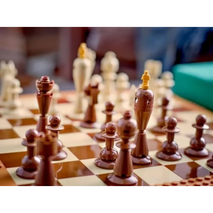 Miscellaneous 40719 Traditional Chess Set