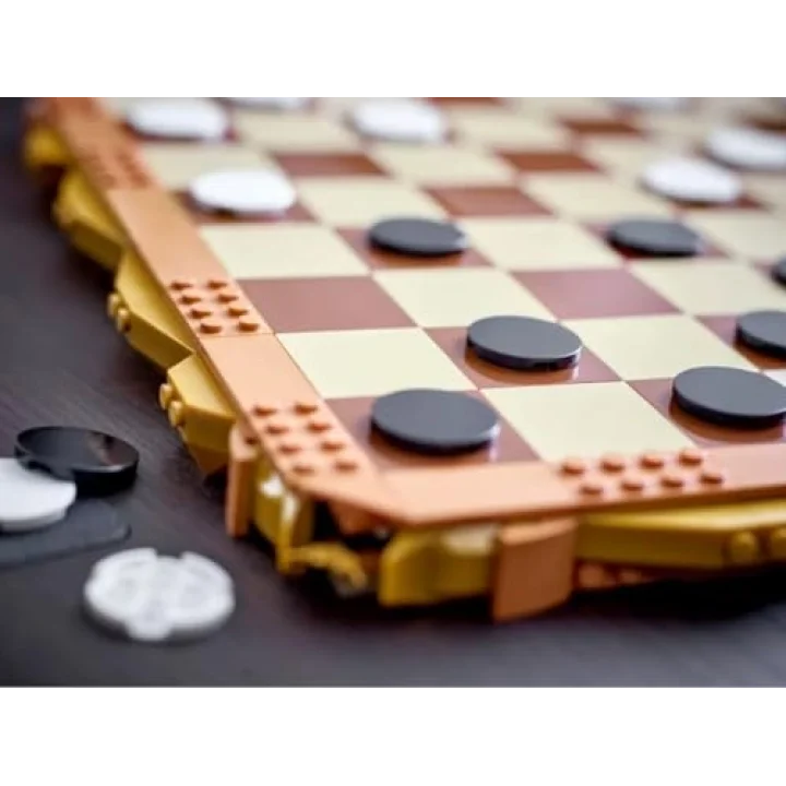 Miscellaneous 40719 Traditional Chess Set