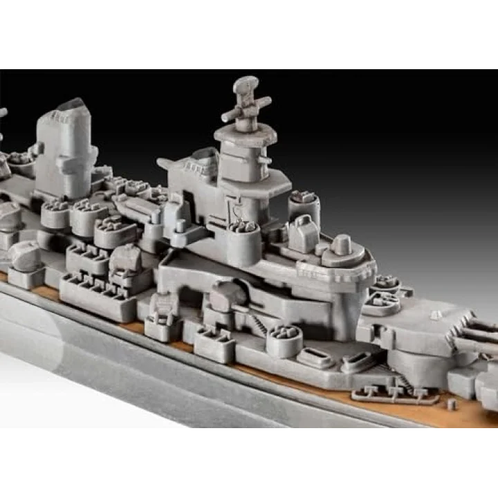 Model Set Battleship USS New Jersey- model kit with basic accessories
