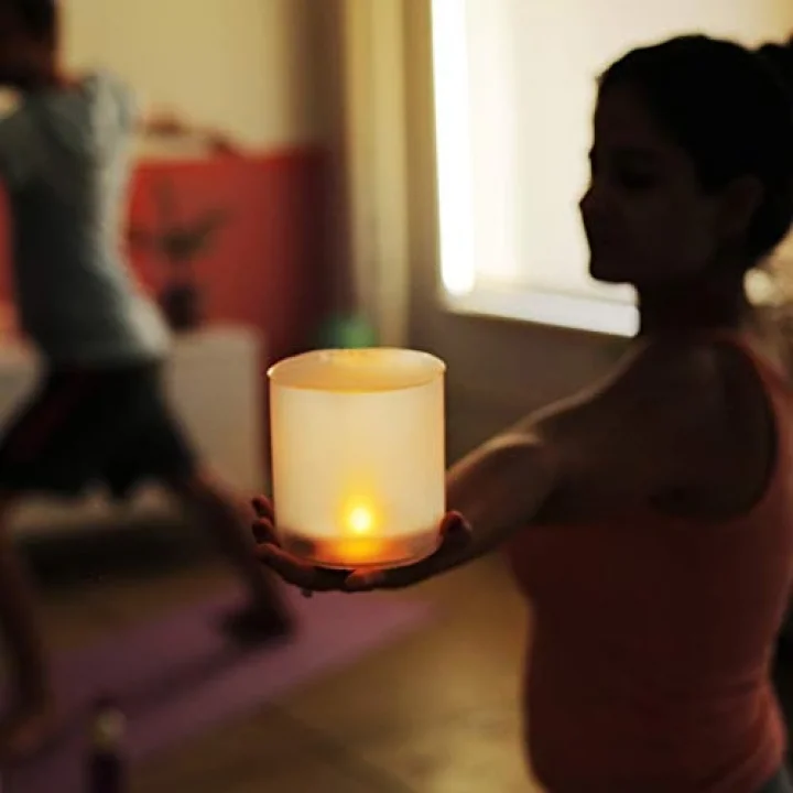 MPOWERD Luci Mum: Güneş Enerjili Şişirilebilir Işık