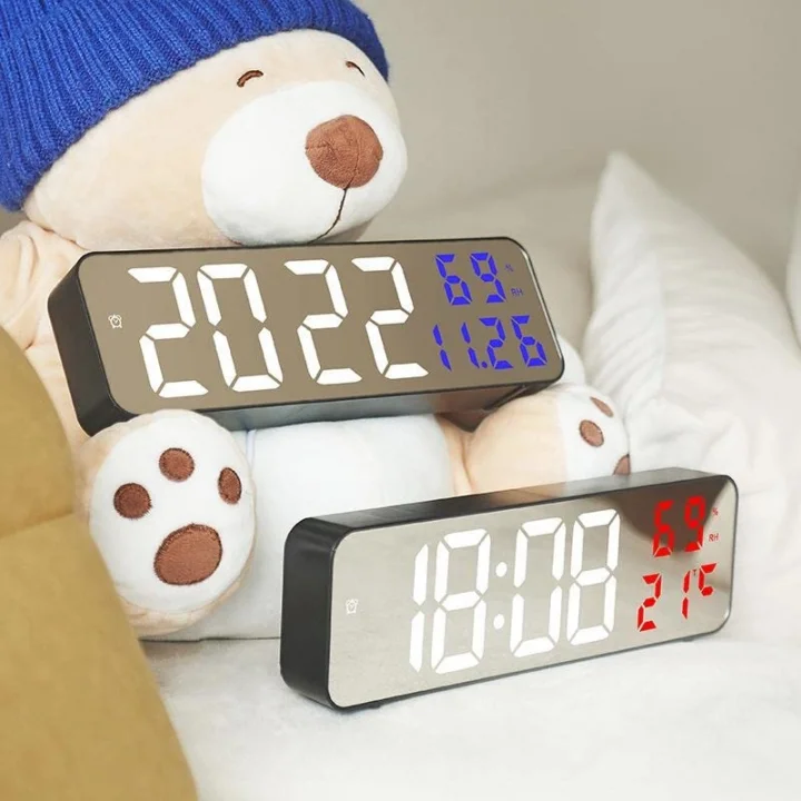 Nem ölçer Dereceli LED Duvar ve Masa Alarm Saati Kırmızı