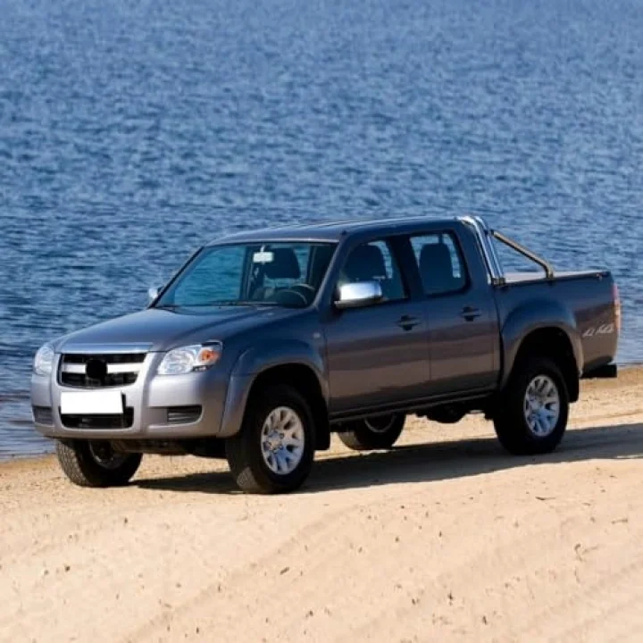 Ön Cam Silecek Takımı 45x45cm Mazda BT-50 ile uyumlu 2006-2012