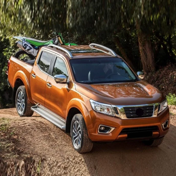 Ön Cam Silecek Takımı 60x40cm Nissan Navara D23 ile uyumlu 2015-2021