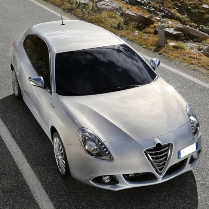 Ön Cam Silecek Takımı 60x45cm Alfa Romeo Giulietta ile uyumlu 2011-2020
