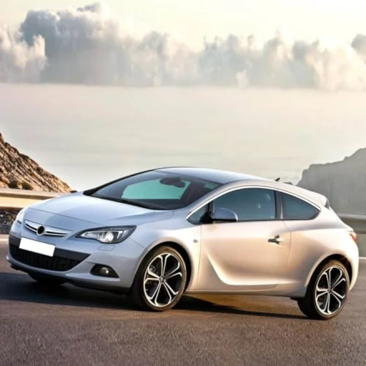 Ön Cam Silecek Takımı 70x65cm Opel Astra J GTC Tek Kapı ile uyumlu 2012-2015