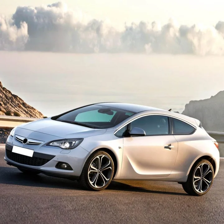 Ön Cam Silecek Takımı 70x65cm Opel Astra J GTC Tek Kapı ile uyumlu 2012-2015