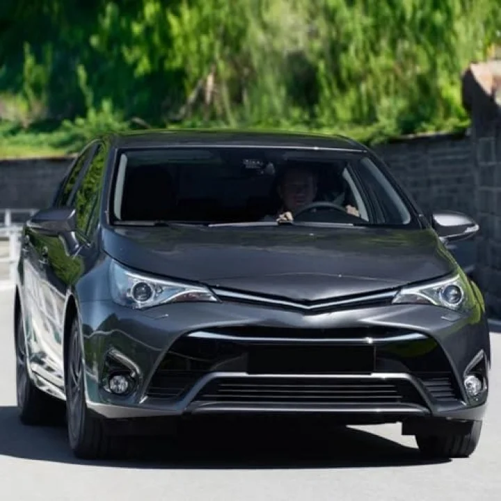 Ön Cam Silecek Takımı Klipsli 65x40cm Toyota Avensis ile uyumlu 2015-2018