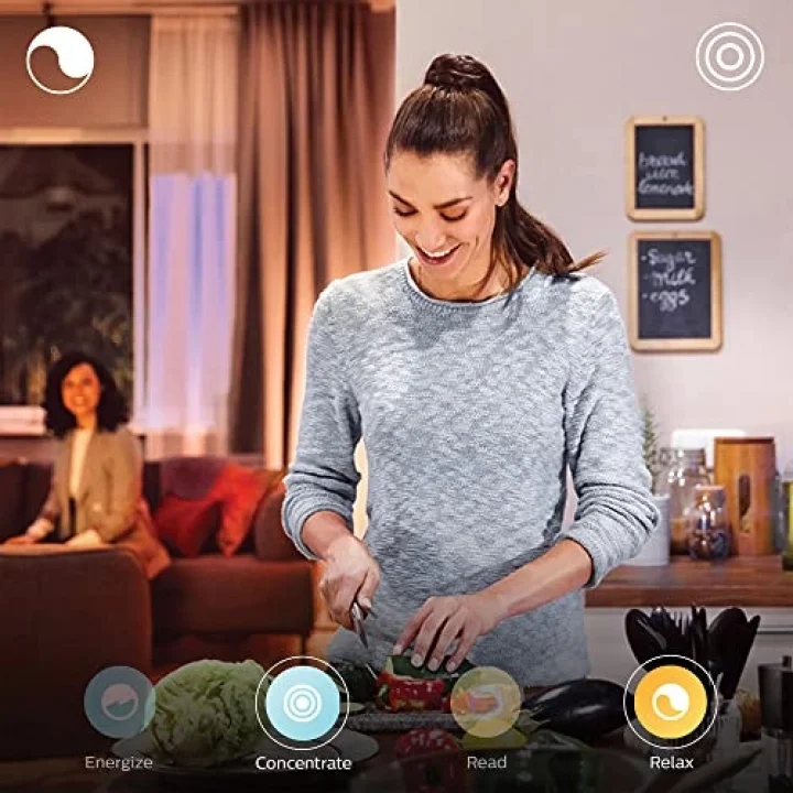 Philips HueWCA 9-75W Renkli Akıllı Ampul E27 Bluetooth Özellikli - 25.000 Saat Ampul Kullanım Ömrü