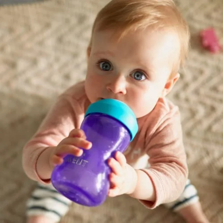 Philips Yumuşak Uçlu Alıştırma Bardağı, 9 Ay, 300 Mililitre, Mavi, SCF802/01