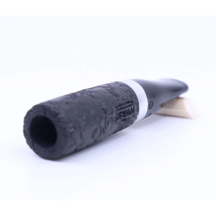 Pipsan Toscanello Backwoods Ağızlık İşlemeli Briar 570