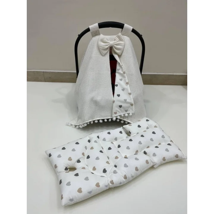 Poplin Kumaş ve Pikeli, Ponponlu Puset Örtüsü ve Puset Minderi 2li Set
